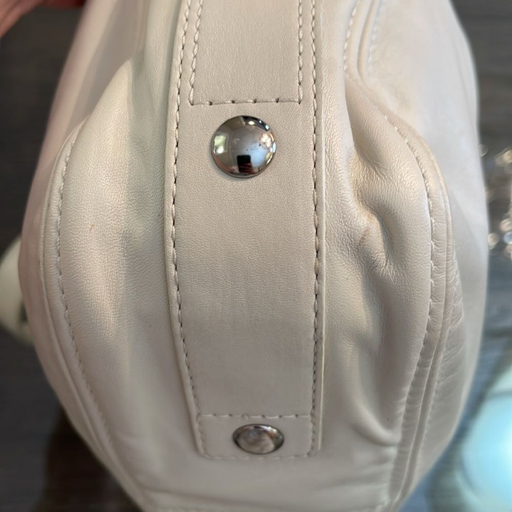 Coach Zoe Hobo Shoulder Bag F147007 Pearl Off White Leather - Picture 9 of 17